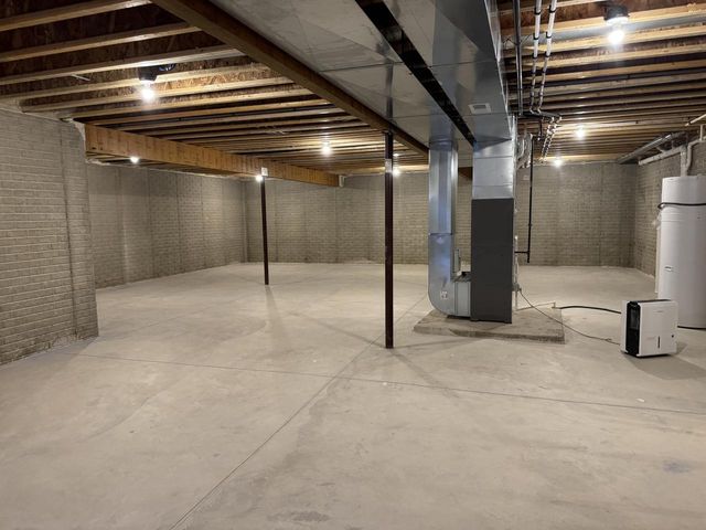 528 Kiddle LANE, Union Grove, WI 53182