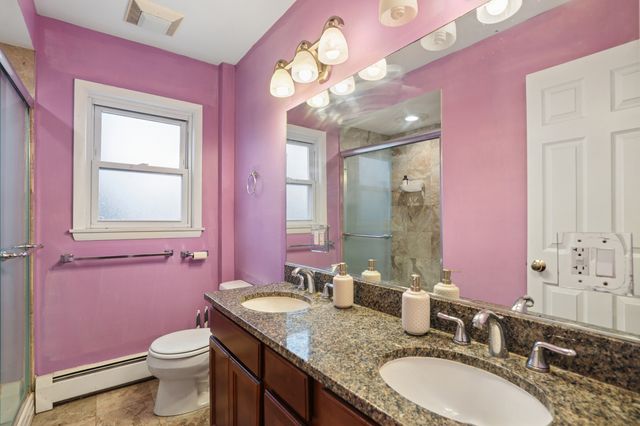 2147 Ridge Avenue 2D, Evanston, IL 60201