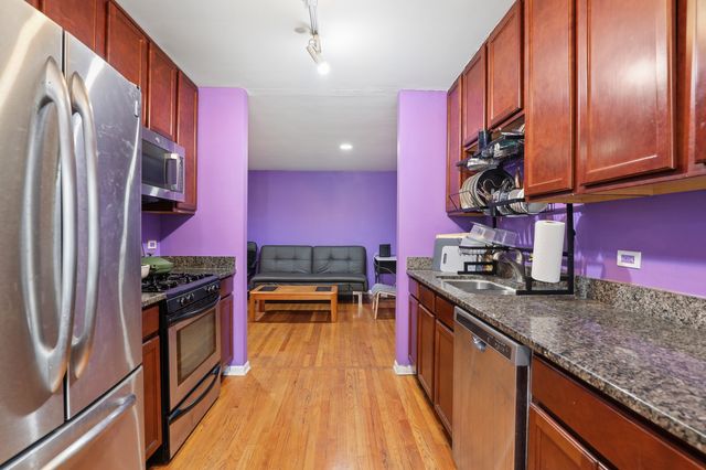 2147 Ridge Avenue 2D, Evanston, IL 60201