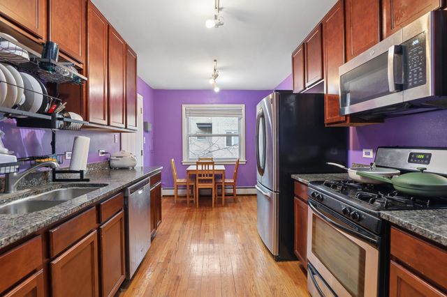 2147 Ridge Avenue 2D, Evanston, IL 60201