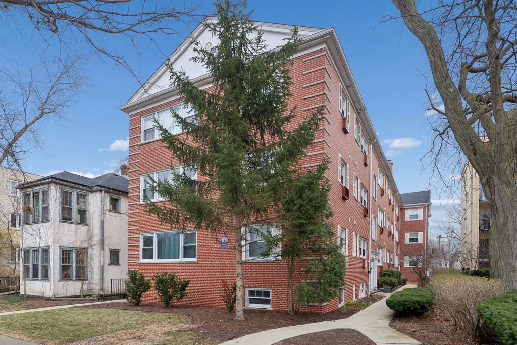 2147 Ridge Avenue 2D, Evanston, IL 60201