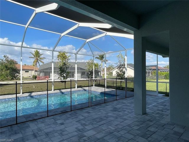 2303 SW 43rd TER, Cape Coral, FL 33914
