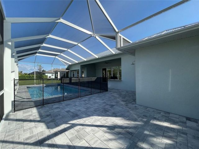 2303 SW 43rd TER, Cape Coral, FL 33914