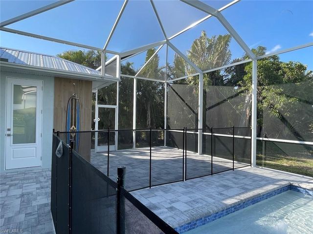 2303 SW 43rd TER, Cape Coral, FL 33914
