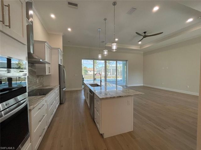 2303 SW 43rd TER, Cape Coral, FL 33914