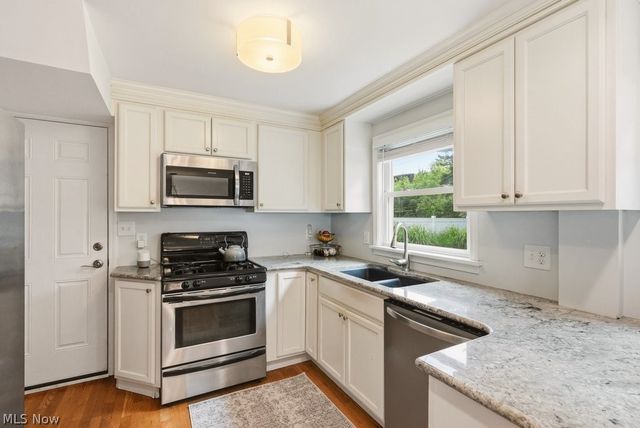 2191 S Belvoir Boulevard, University Heights, OH 44118