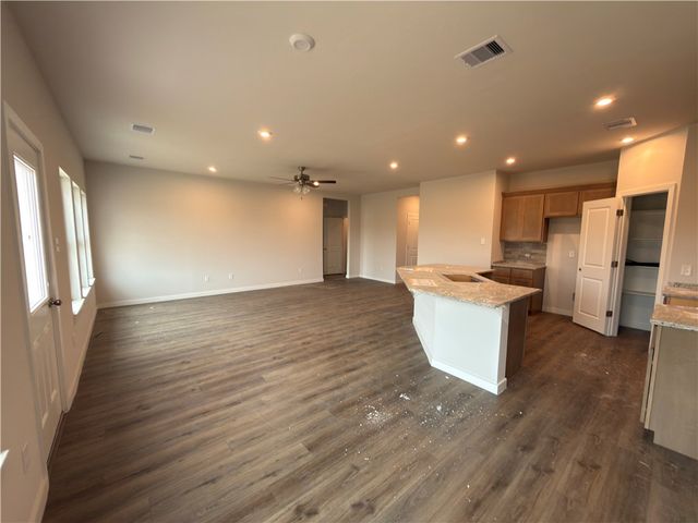 5502 Harriet Street, Bryan, TX 77807