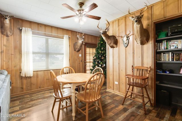 3805 E Hwy 90, New Iberia, LA 70560