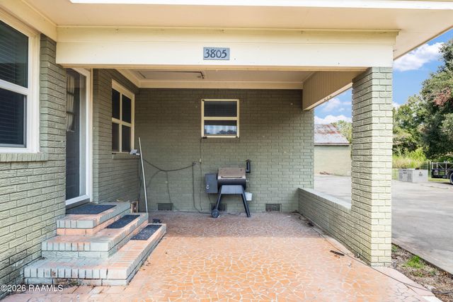 3805 E Hwy 90, New Iberia, LA 70560