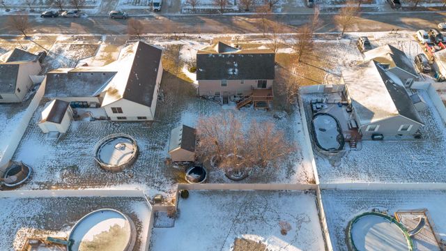 822 Seminole Drive, Lowell, IN 46356