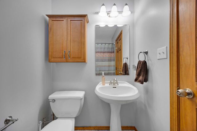 822 Seminole Drive, Lowell, IN 46356