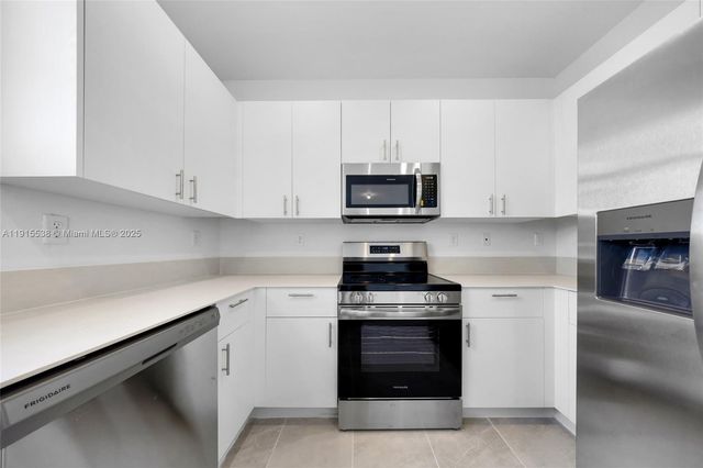 2751 SE 25th Ave, Homestead, FL 33035