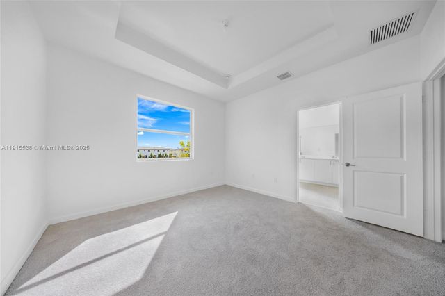 2751 SE 25th Ave, Homestead, FL 33035