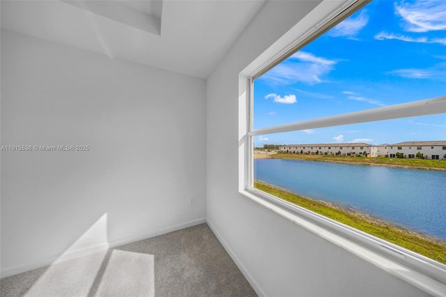 2751 SE 25th Ave, Homestead, FL 33035