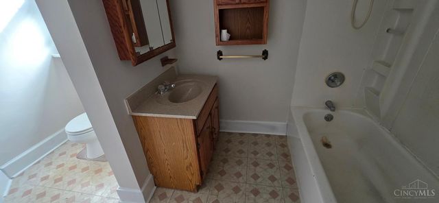 2409 Kenilworth Avenue, Norwood, OH 45212