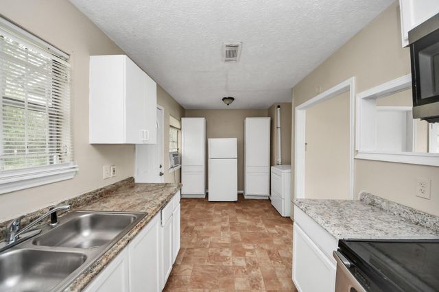 5018 Northridge Drive, Houston, TX 77033