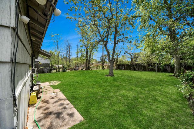 5018 Northridge Drive, Houston, TX 77033