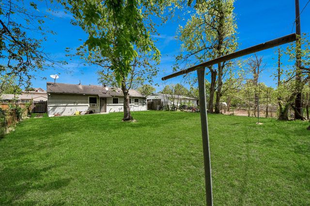 5018 Northridge Drive, Houston, TX 77033