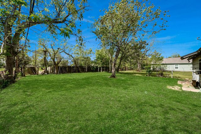 5018 Northridge Drive, Houston, TX 77033