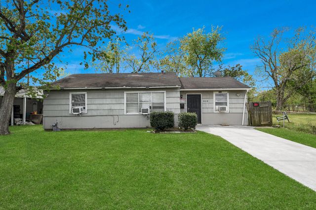 5018 Northridge Drive, Houston, TX 77033