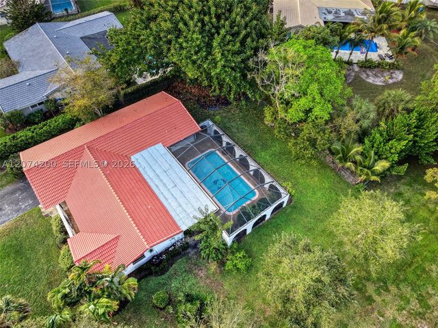 10251 NW 39th Ct, Coral Springs, FL 33065