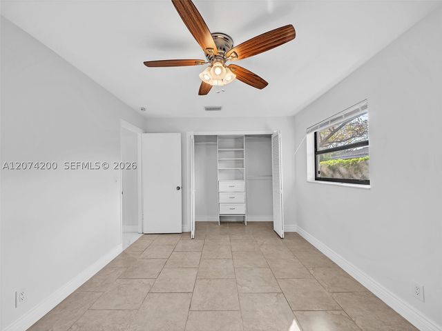 10251 NW 39th Ct, Coral Springs, FL 33065