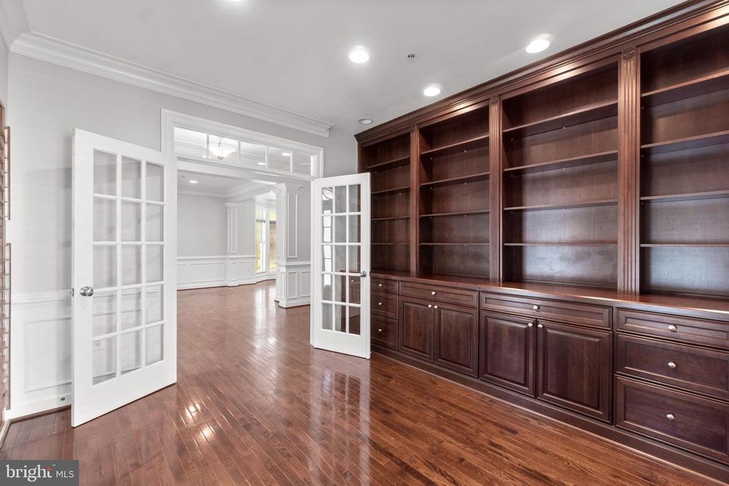 Image 13 of property listing at 600 OLNEY SANDY SPRING RD, Sandy Spring, MD 20860