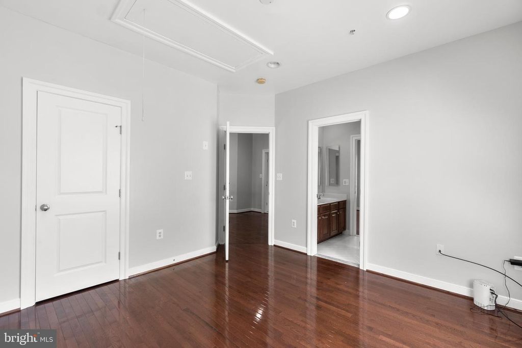 Image 24 of property listing at 600 OLNEY SANDY SPRING RD, Sandy Spring, MD 20860