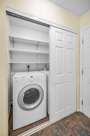 321 ARBOR DRIVE E, Palm Harbor, FL 34683