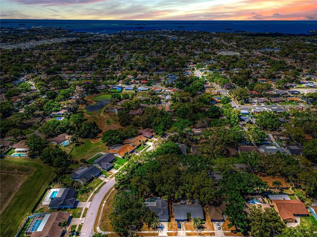 321 ARBOR DRIVE E, Palm Harbor, FL 34683