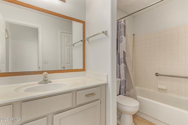 500 N ROOSEVELT Avenue 40, Chandler, AZ 85226