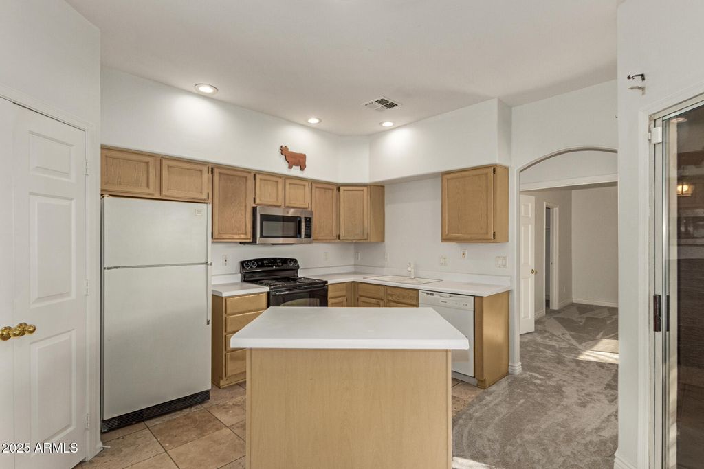 Image 10 of property listing at 500 N ROOSEVELT Avenue 40, Chandler, AZ 85226