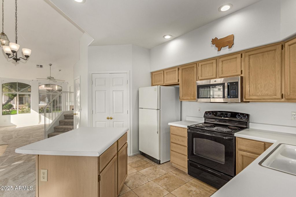 Image 12 of property listing at 500 N ROOSEVELT Avenue 40, Chandler, AZ 85226