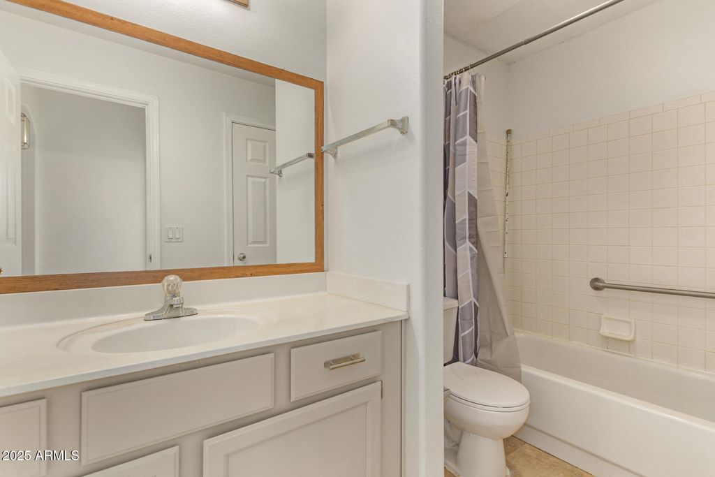 Image 18 of property listing at 500 N ROOSEVELT Avenue 40, Chandler, AZ 85226