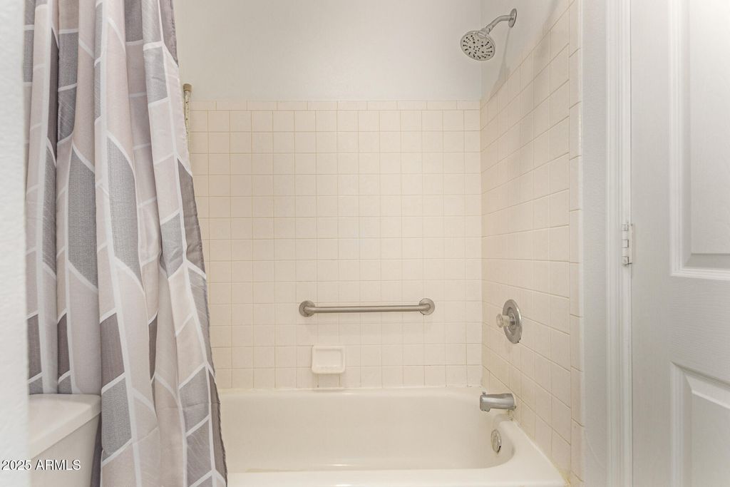 Image 19 of property listing at 500 N ROOSEVELT Avenue 40, Chandler, AZ 85226