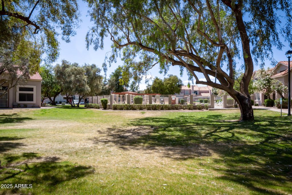 Image 33 of property listing at 500 N ROOSEVELT Avenue 40, Chandler, AZ 85226