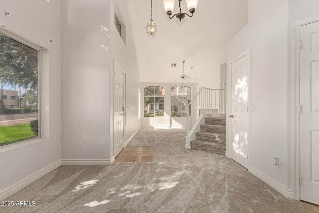 Image 9 of property listing at 500 N ROOSEVELT Avenue 40, Chandler, AZ 85226