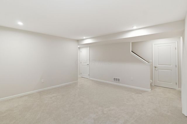 3876 Coach Trail, Grove City, OH 43123