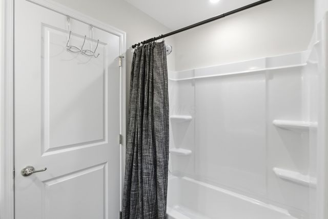 3876 Coach Trail, Grove City, OH 43123