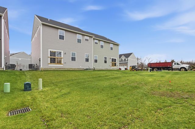 3876 Coach Trail, Grove City, OH 43123