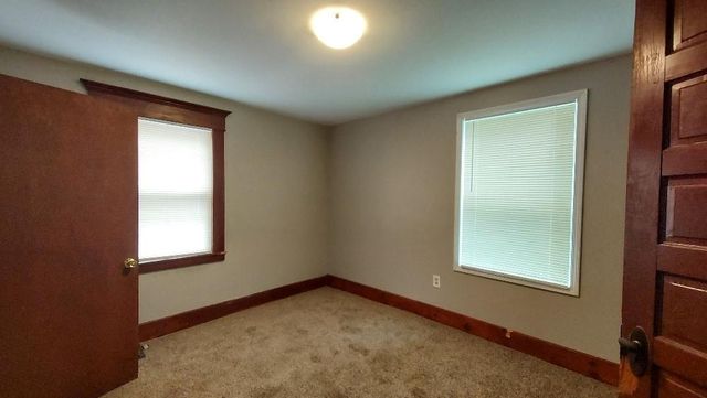 802 W 7th Street, Pittsburg, KS 66762