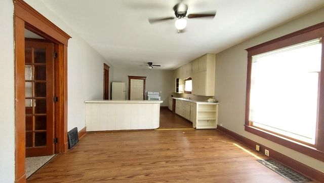 802 W 7th Street, Pittsburg, KS 66762