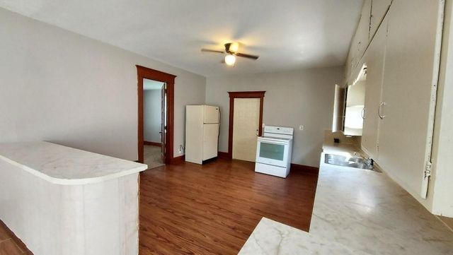 802 W 7th Street, Pittsburg, KS 66762