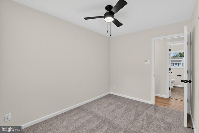 148 S DENNIS DR, Clayton, NJ 08312