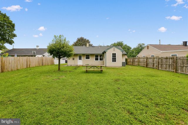 148 S DENNIS DR, Clayton, NJ 08312