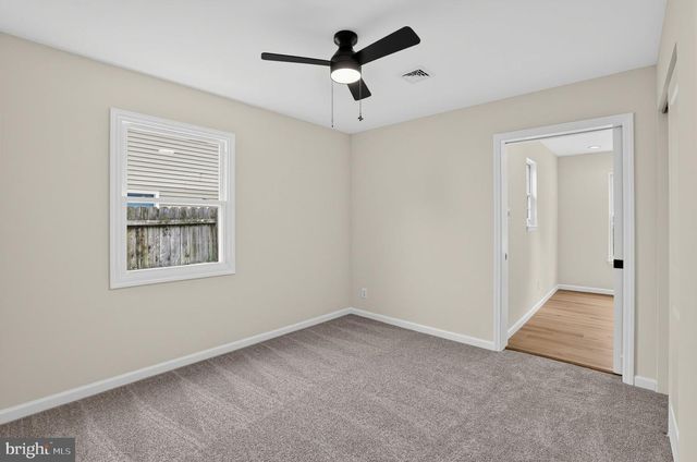 148 S DENNIS DR, Clayton, NJ 08312