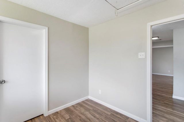 13210 Rockglen Street, Houston, TX 77015
