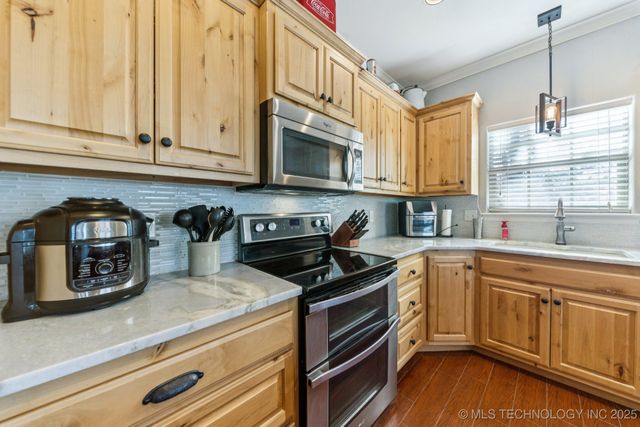 13443 Wells Drive, Sperry, OK 74073