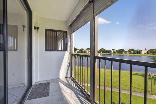 5340 Las Verdes Circle 307, Delray Beach, FL 33484