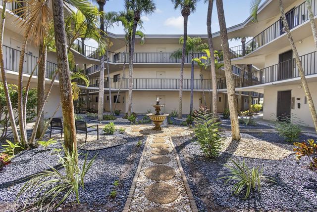5340 Las Verdes Circle 307, Delray Beach, FL 33484